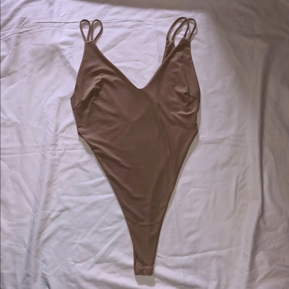 fashionnova bodysuit